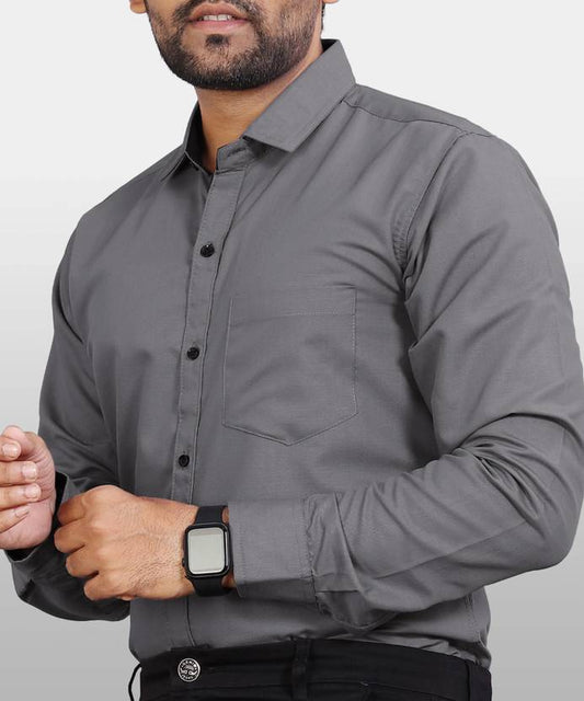 Men Regular Fit Solid Button Down Collar Formal Shirt